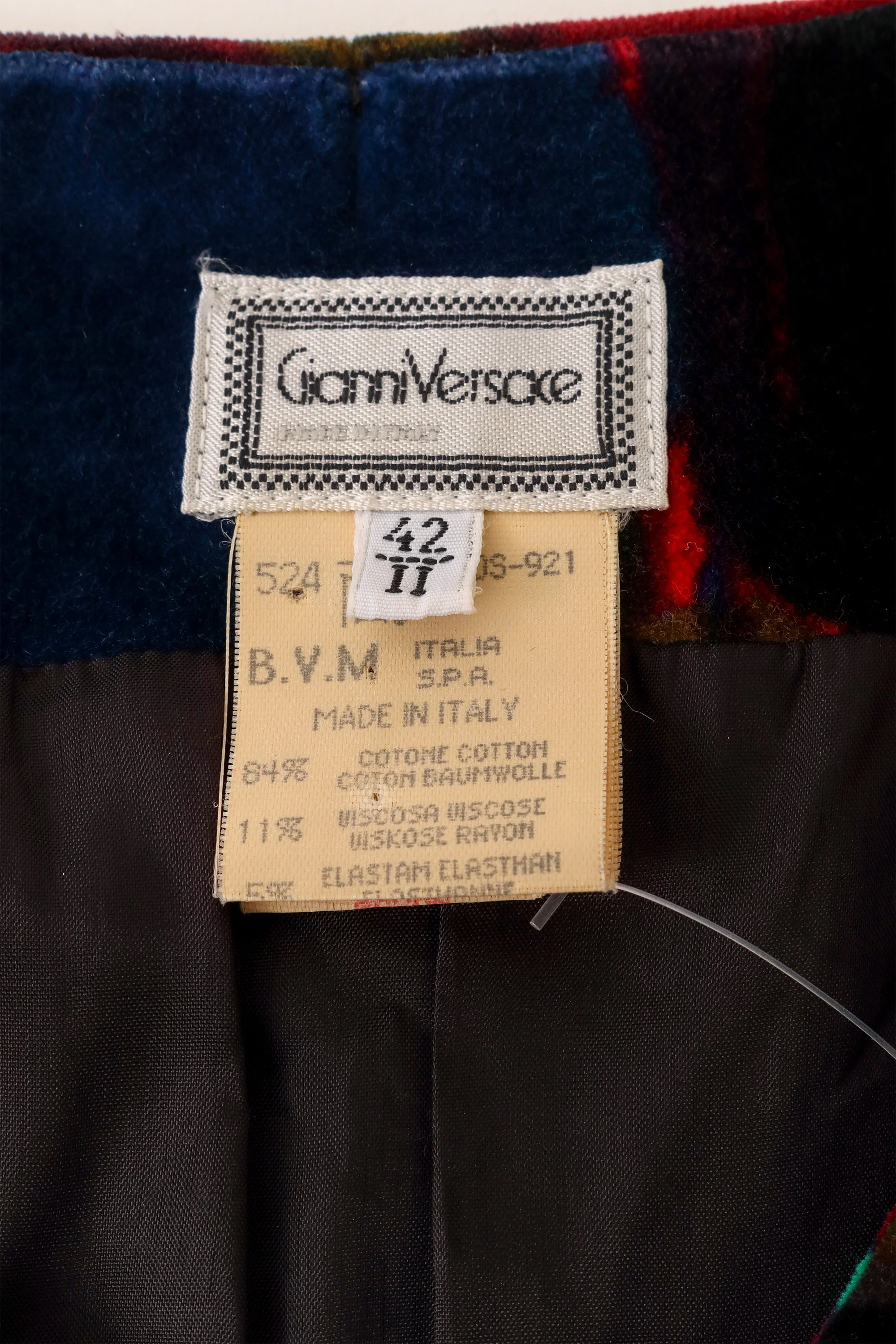 Abstract Velvet Medusa Button Vest - Image 6