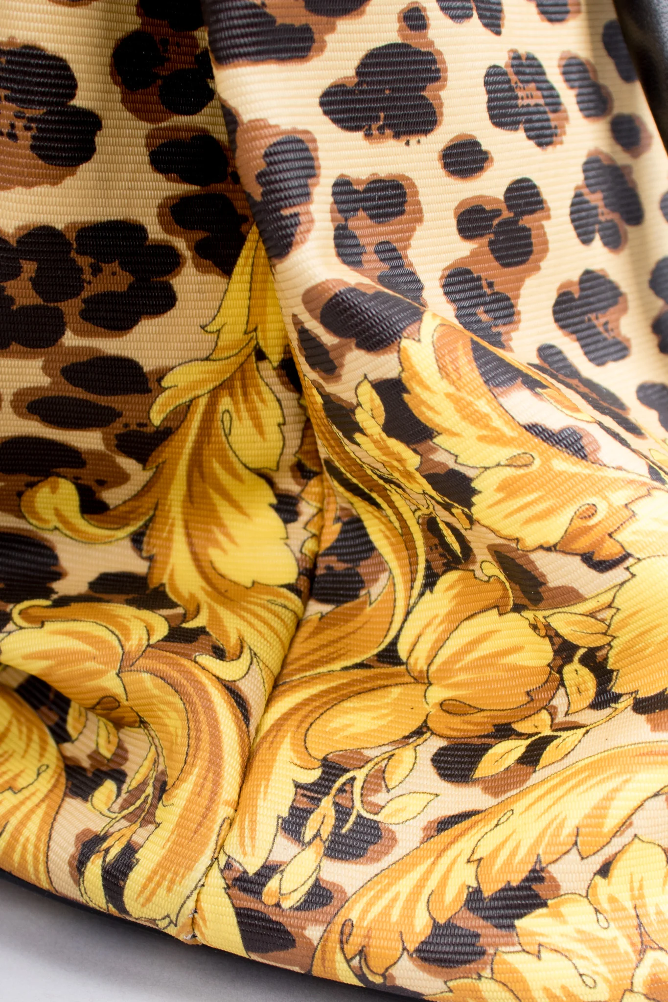 Baroque Leopard Print Bag - Image 14