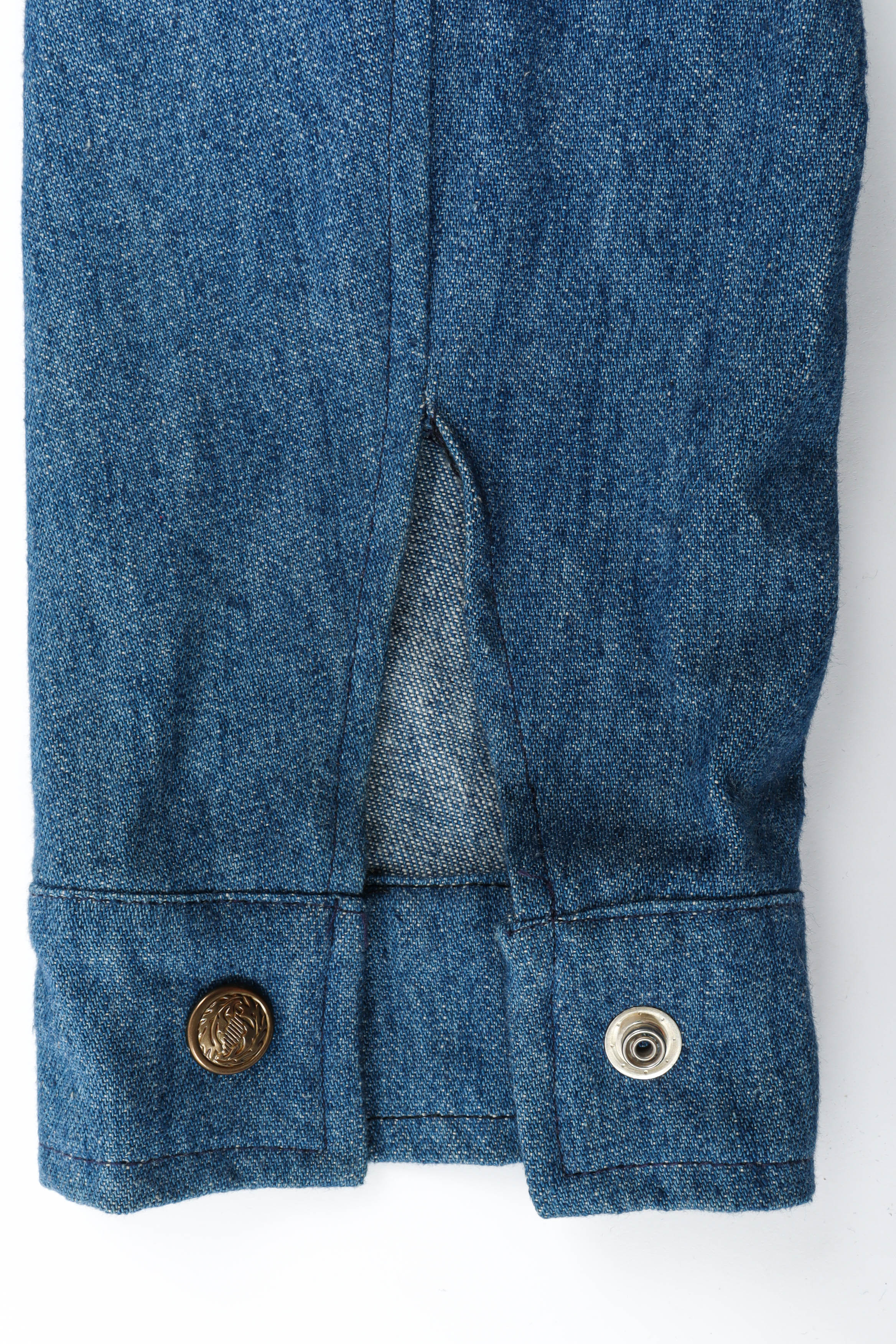 Destination Covers Denim Jacket - Image 9
