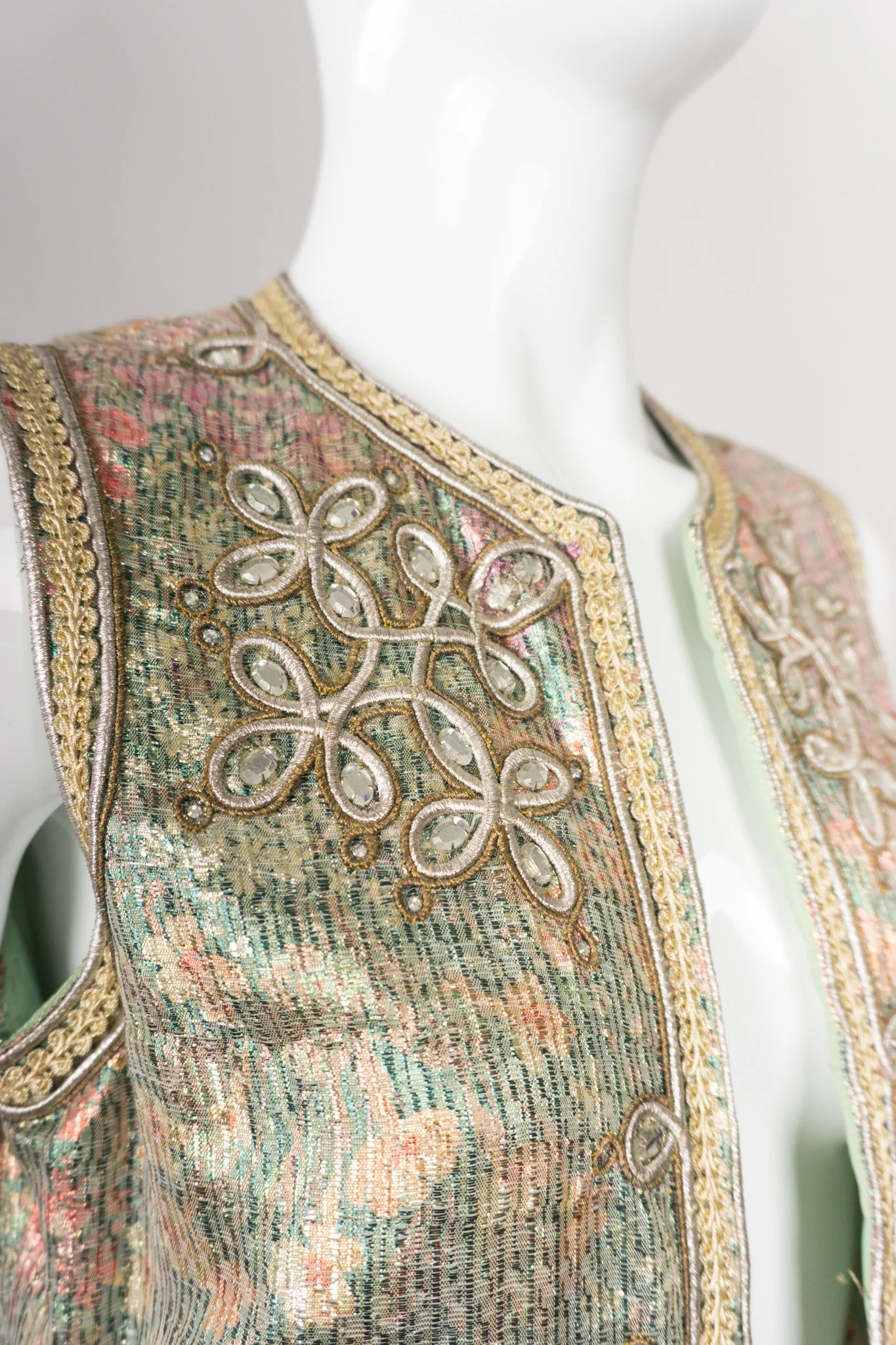 Embellished Lamé Vest & Belt Set - Image 10