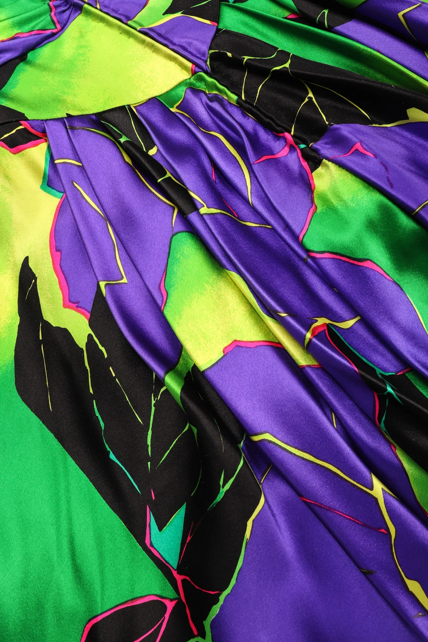 Hot Tropical Print Tulip Dress - Image 10