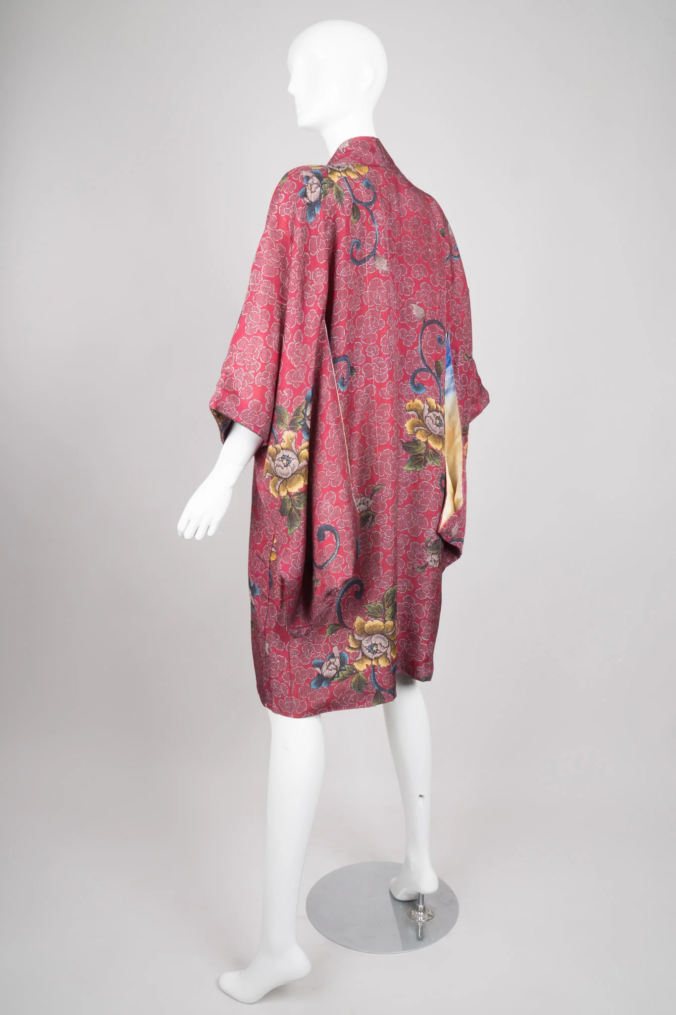 Japanese Floral Rose Blossom Kimono - Image 5