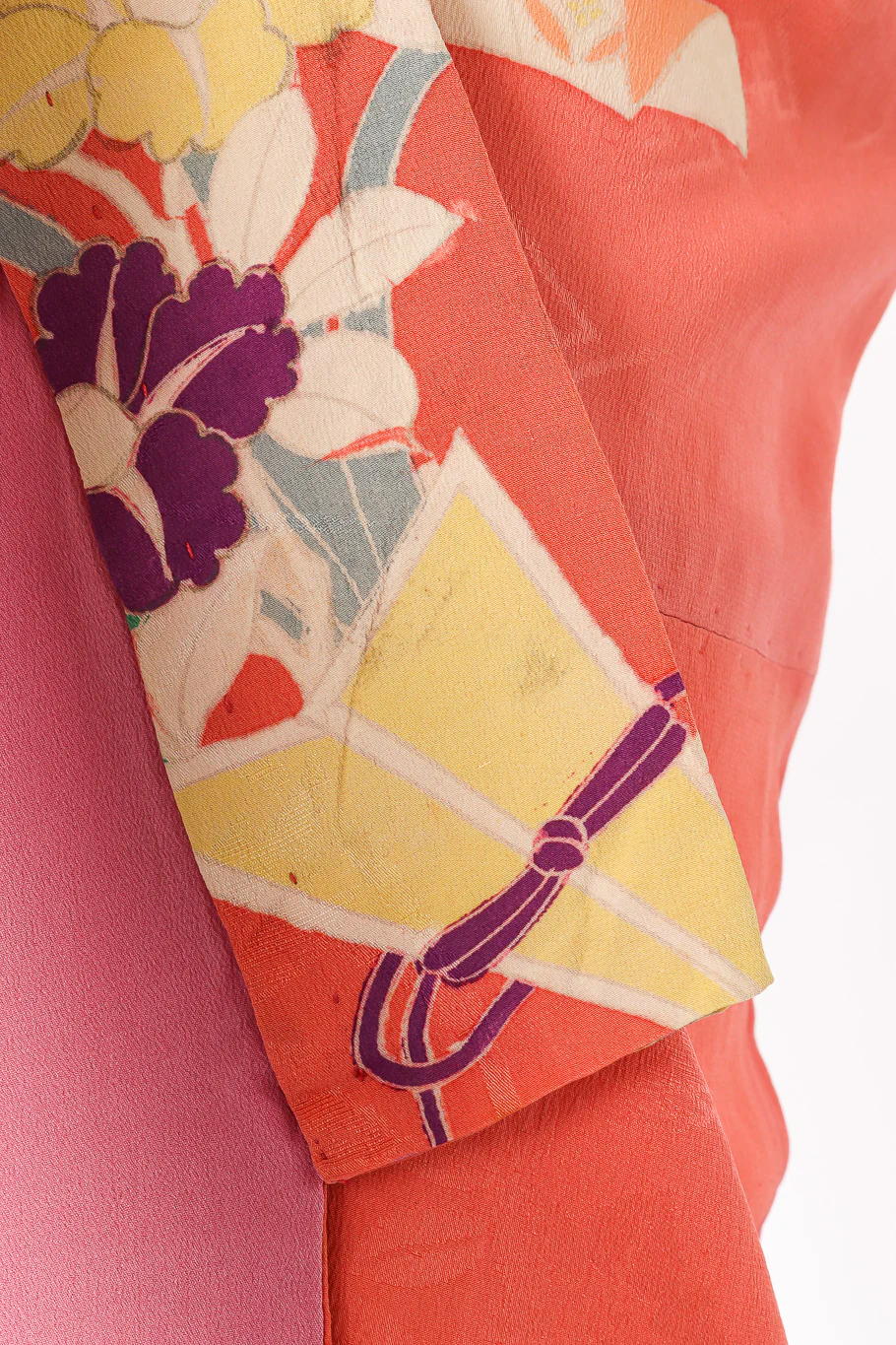 Japanese Spring Bouquet Kimono - Image 18
