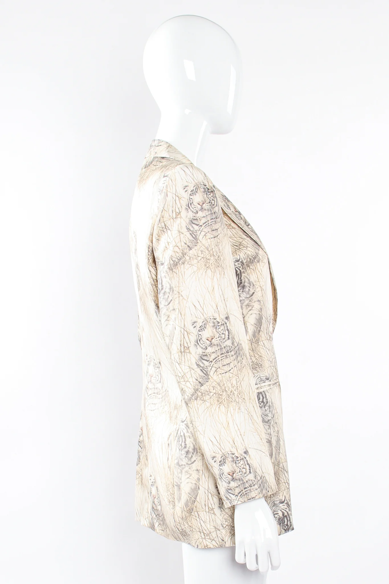 Silk Snow Tiger Jacket - Image 6